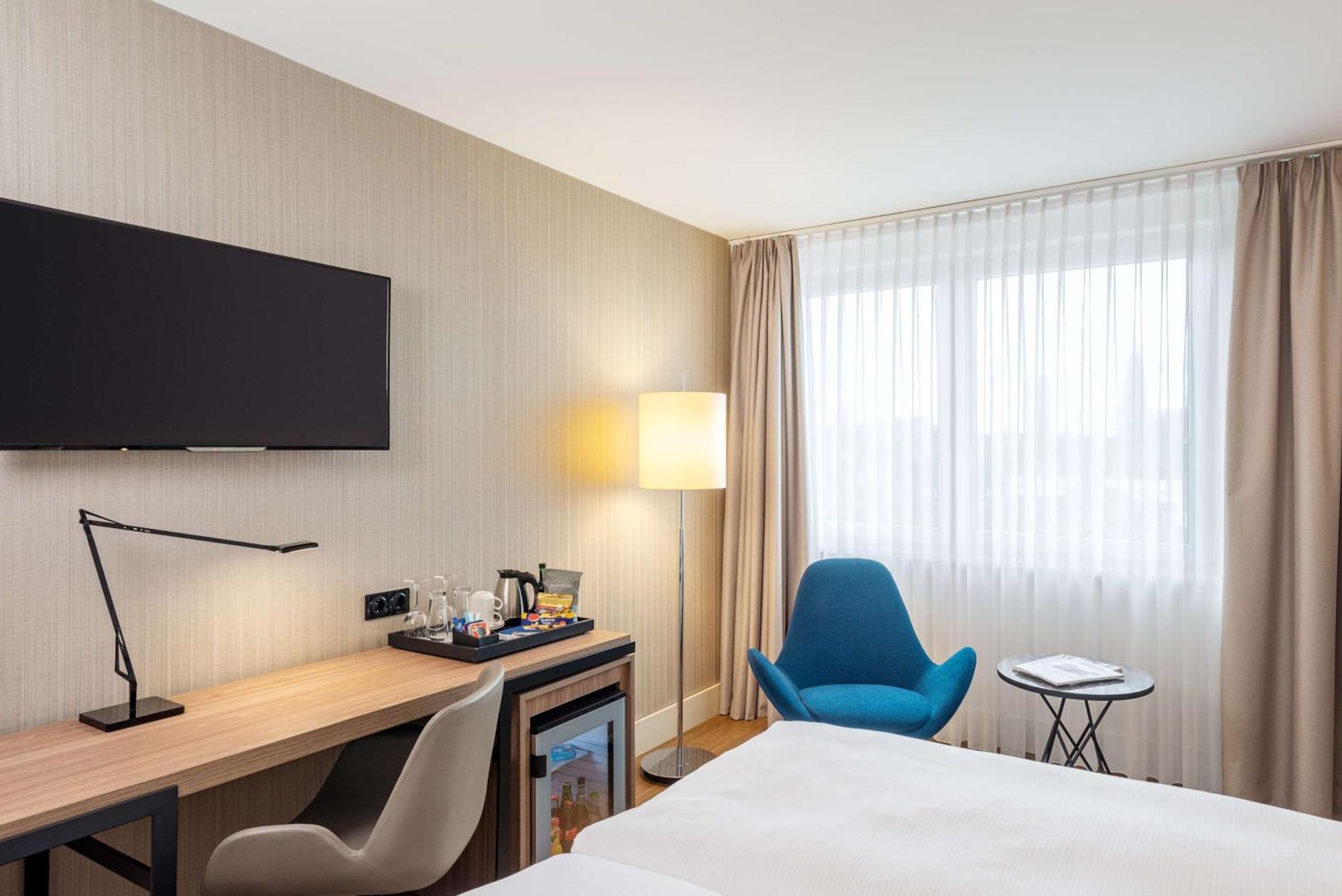 Nh Koeln Altstadt Zewnętrze zdjęcie